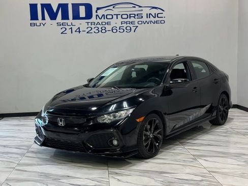 Used 2018 Honda Civic Sport image 1
