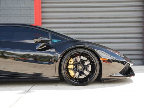 Used 2016 Lamborghini Huracan LP 610-4 AWD/4WD image 4