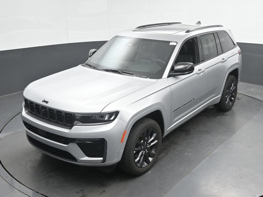 Used 2026 Jeep Grand Cherokee Limited AWD/4WD image 36