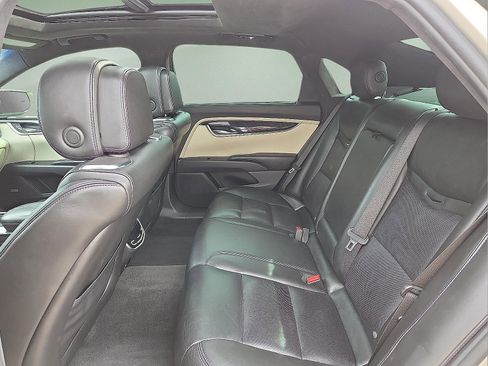 Used 2013 Cadillac XTS Platinum AWD/4WD image 10