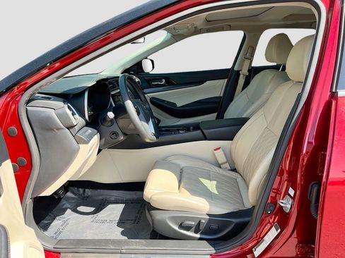 Used 2023 Nissan Maxima Platinum w/ Sport Mat Group FWD image 22