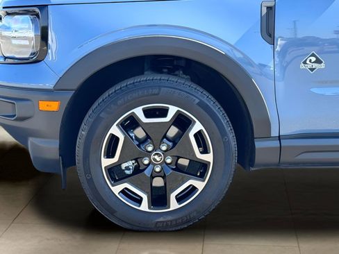 Used 2024 Ford Bronco Sport Outer Banks w/ Tech Package AWD/4WD image 40