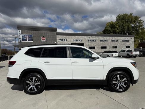 Used 2022 Volkswagen Atlas SE image 8