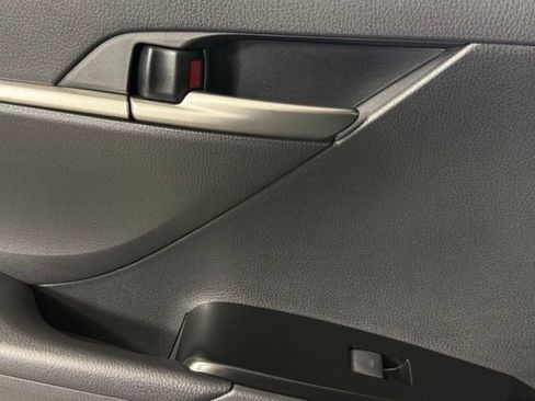 Used 2025 Toyota Camry SE FWD image 23