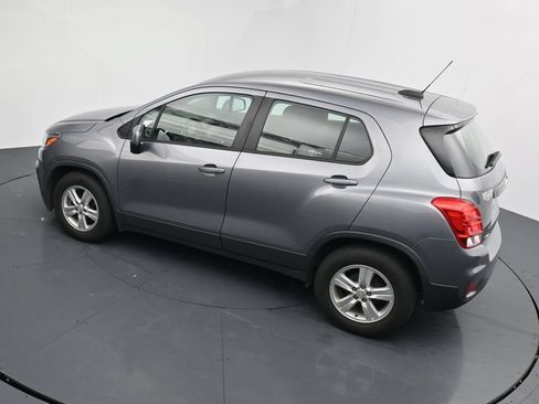 Used 2020 Chevrolet Trax LS FWD image 13