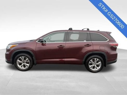 Used 2016 Toyota Highlander Plus image 4