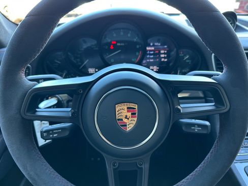 Certified 2016 Porsche 911 R RWD image 25