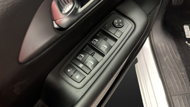 New 2027 Chrysler Pacifica Select FWD image 20