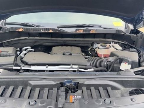 Used 2024 Chevrolet Silverado 1500 Custom image 11