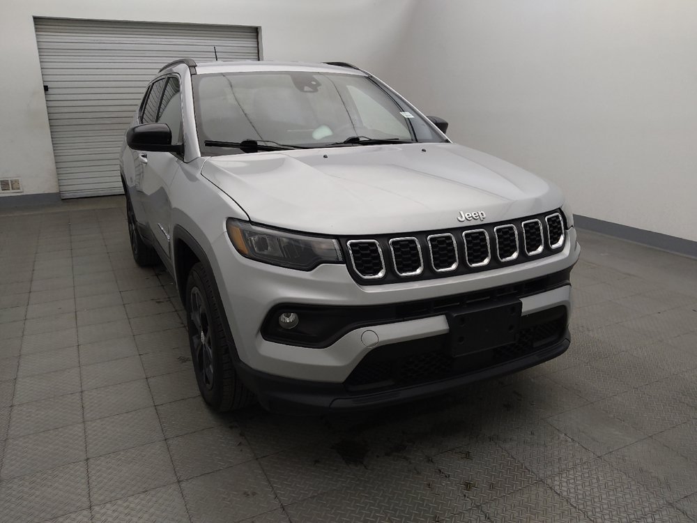Used 2024 Jeep Compass Latitude AWD/4WD image 14