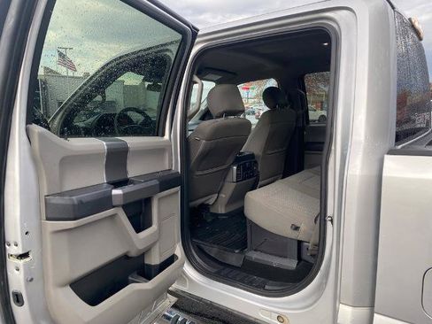 Certified 2019 Ford F250 XLT w/ XLT Premium Package image 29