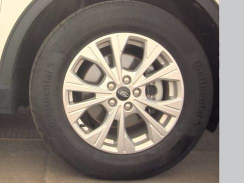 Used 2023 Ford Escape Active w/ Tech Pack #2 AWD/4WD image 11