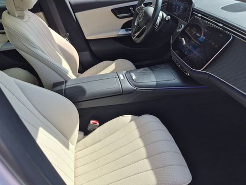 Used 2024 Mercedes-Benz E 350 4MATIC Sedan image 20