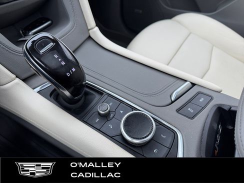 Used 2023 Cadillac XT5 Premium Luxury w/ Technology Package image 24