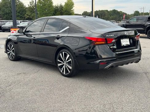 Used 2021 Nissan Altima 2.5 SR FWD image 5