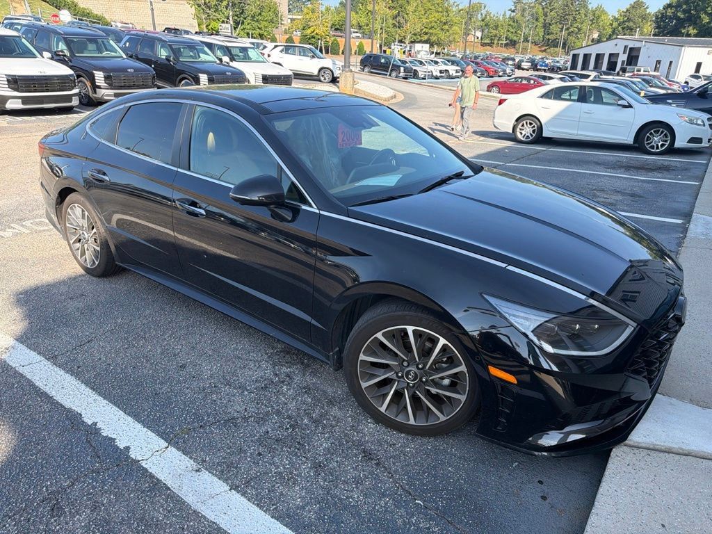 Used 2021 Hyundai Sonata Limited FWD image 6