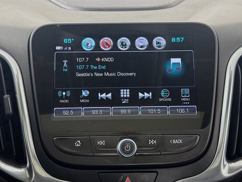 Used 2018 Chevrolet Equinox Premier AWD/4WD image 19