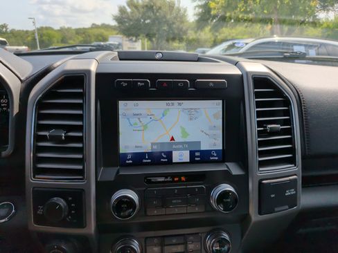 Used 2019 Ford F150 Platinum w/ Equipment Group 701A Luxury AWD/4WD image 19