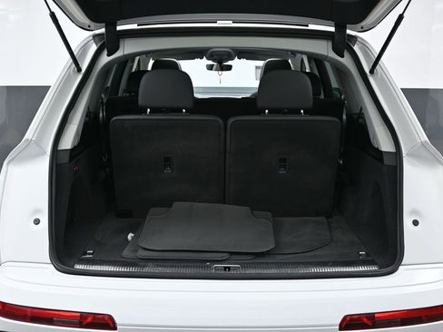 Used 2023 Audi Q7 2.0T Premium image 18