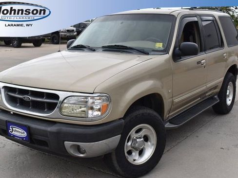 Used 2000 Ford Explorer XLT AWD/4WD image 1
