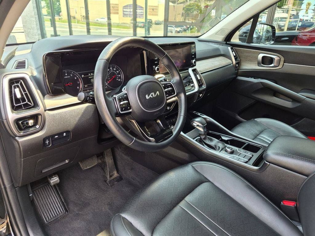Certified 2023 Kia Sorento S AWD/4WD image 13