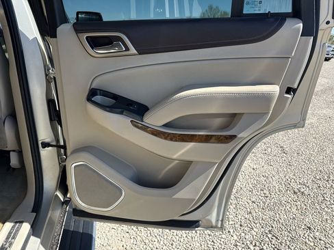 Used 2015 GMC Yukon Denali w/ Premium Package image 19