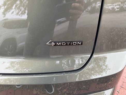 New 2026 Volkswagen Atlas Cross Sport SEL Premium R-Line image 8