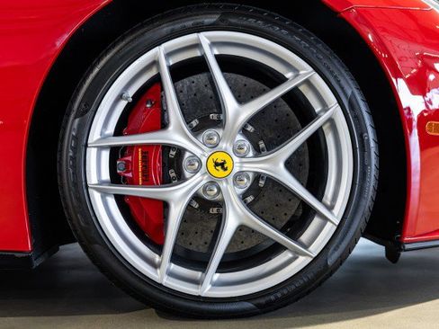 Used 2017 Ferrari F12 Berlinetta RWD image 26