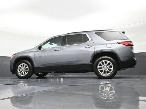 Used 2021 Chevrolet Traverse LT FWD image 21