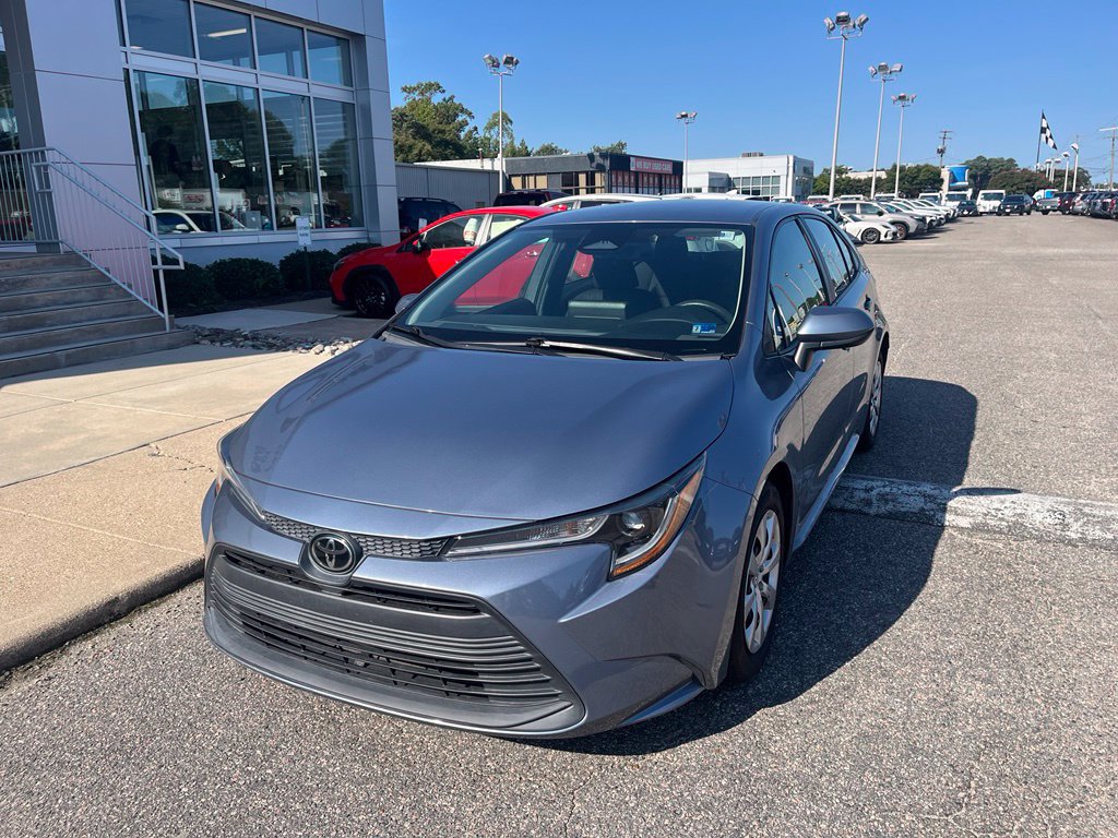 Used 2023 Toyota Corolla LE FWD image 7
