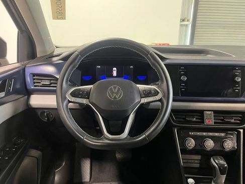 Used 2023 Volkswagen Taos SE AWD/4WD image 22