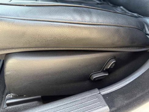 Used 2013 Mercedes-Benz C 300 4MATIC Sedan image 8