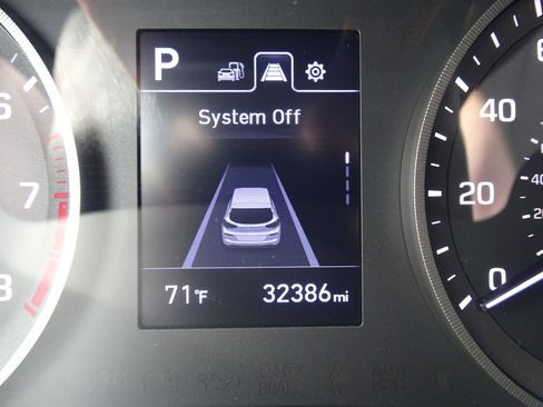 Used 2020 Hyundai Tucson Sport w/ Cargo Package image 22