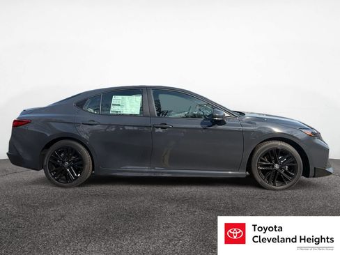 New 2026 Toyota Camry SE FWD image 6