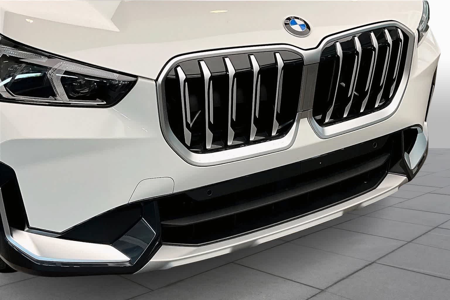 Used 2025 BMW X1 xDrive28i w/ Convenience Package AWD/4WD image 93