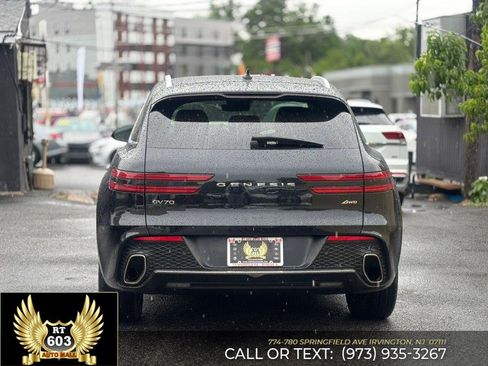 Used 2025 Genesis GV70 2.5T AWD/4WD image 5