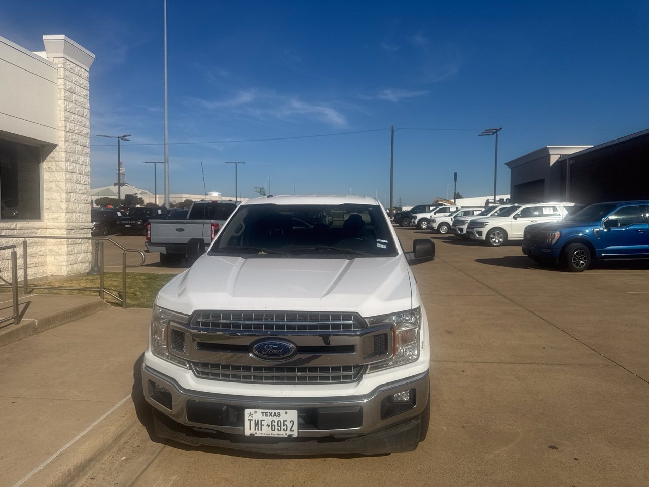 Used 2018 Ford F150 XLT w/ Equipment Group 301A Mid RWD image 2