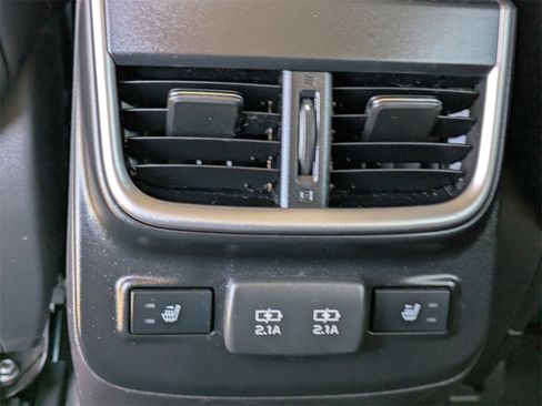 Used 2020 Subaru Outback Limited w/ Popular Package #2 image 12