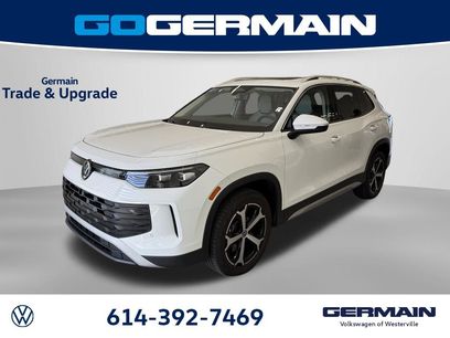 Certified 2025 Volkswagen Tiguan SE w/ Panoramic Sunroof Package