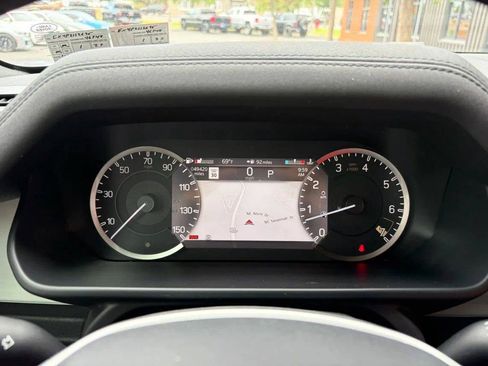 Used 2023 Land Rover Defender 110 S AWD/4WD image 15