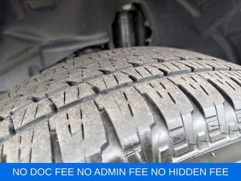 Used 2023 Jeep Wrangler Unlimited Sahara AWD/4WD image 30