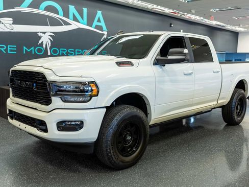 Used 2022 RAM 3500 Limited image 2