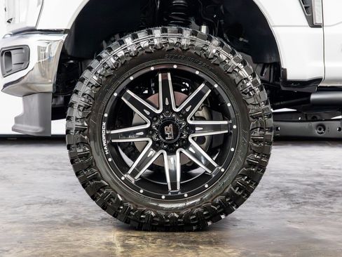 Used 2025 Ford F250 XLT w/ FX4 Off-Road Package AWD/4WD image 11