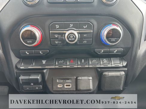 Used 2022 GMC Sierra 2500 SLT w/ X31 Off-Road Package image 36