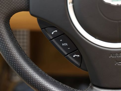 Used 2012 Aston Martin V8 Vantage V8 Convertible 2D image 26