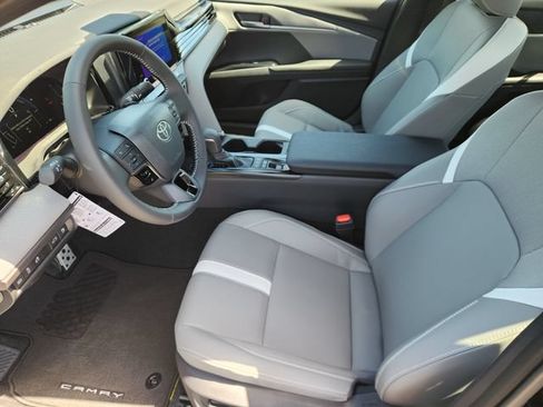 New 2026 Toyota Camry SE FWD image 9