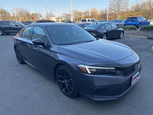 Used 2023 Honda Civic Sport image 7