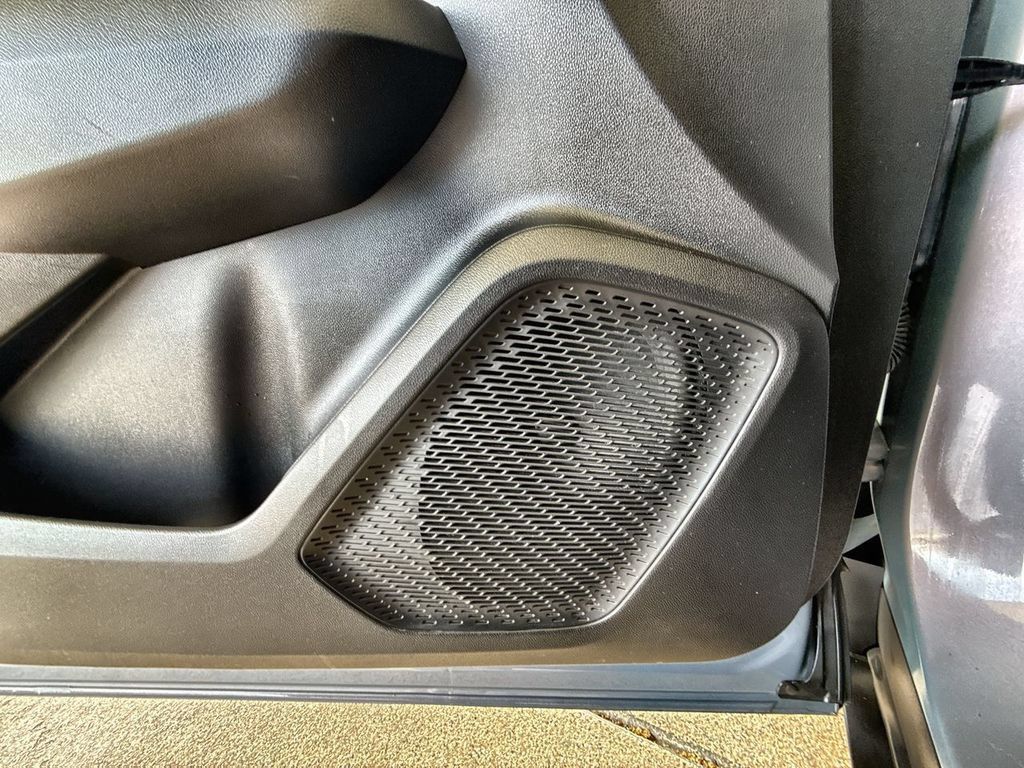 Used 2024 Chevrolet Equinox EV RS FWD image 23