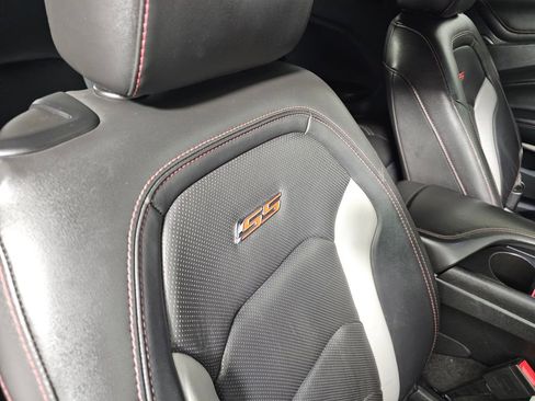 Used 2017 Chevrolet Camaro SS image 16