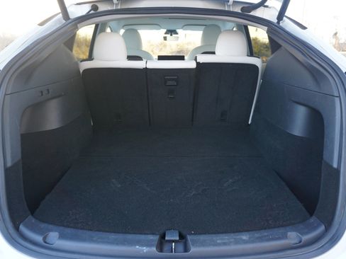 Used 2020 Tesla Model Y Long Range image 23